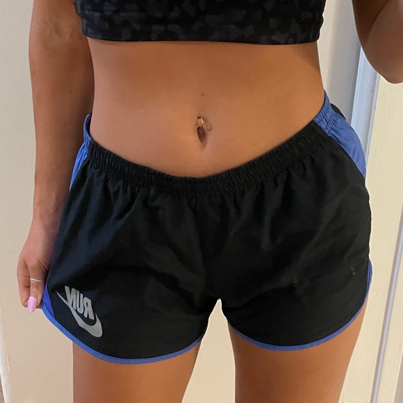 Nike running shorts - Picture 5 of 5